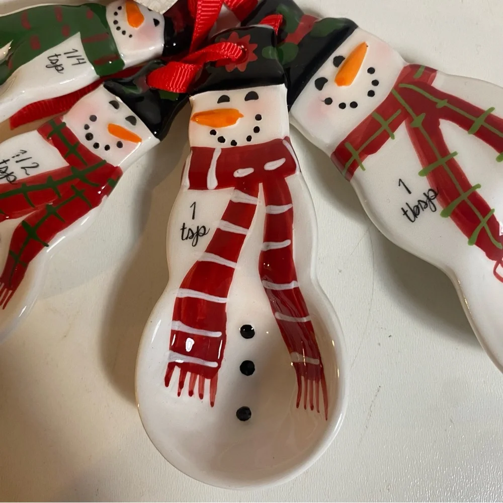 NWT Pier 1 Imports Set Of 4 Snowman Christmas Holiday Measuring Spoons